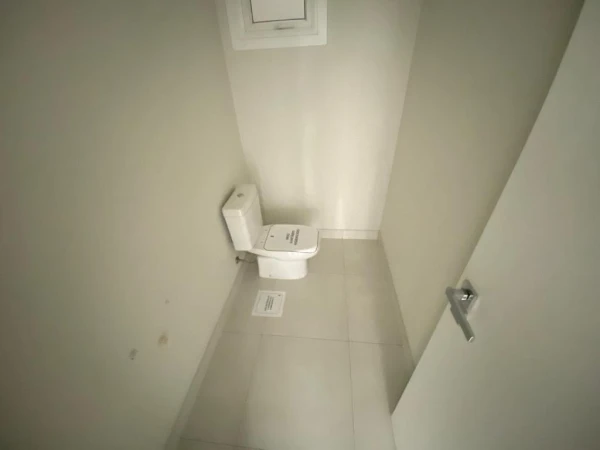 1520250609072944M.jpeg